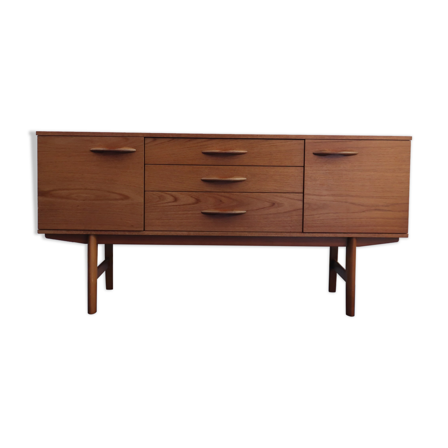 Light teak sideboard from the 60s