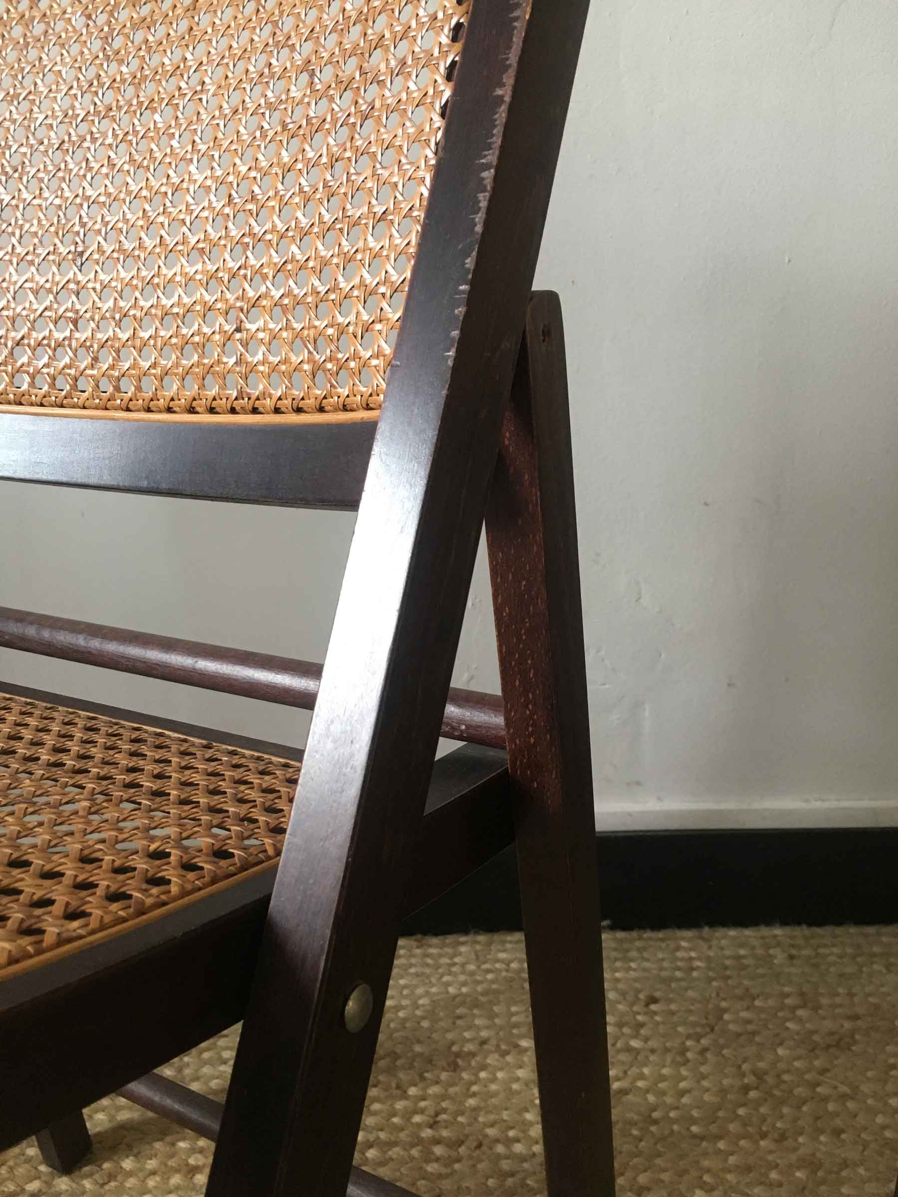 Canning folding chairs