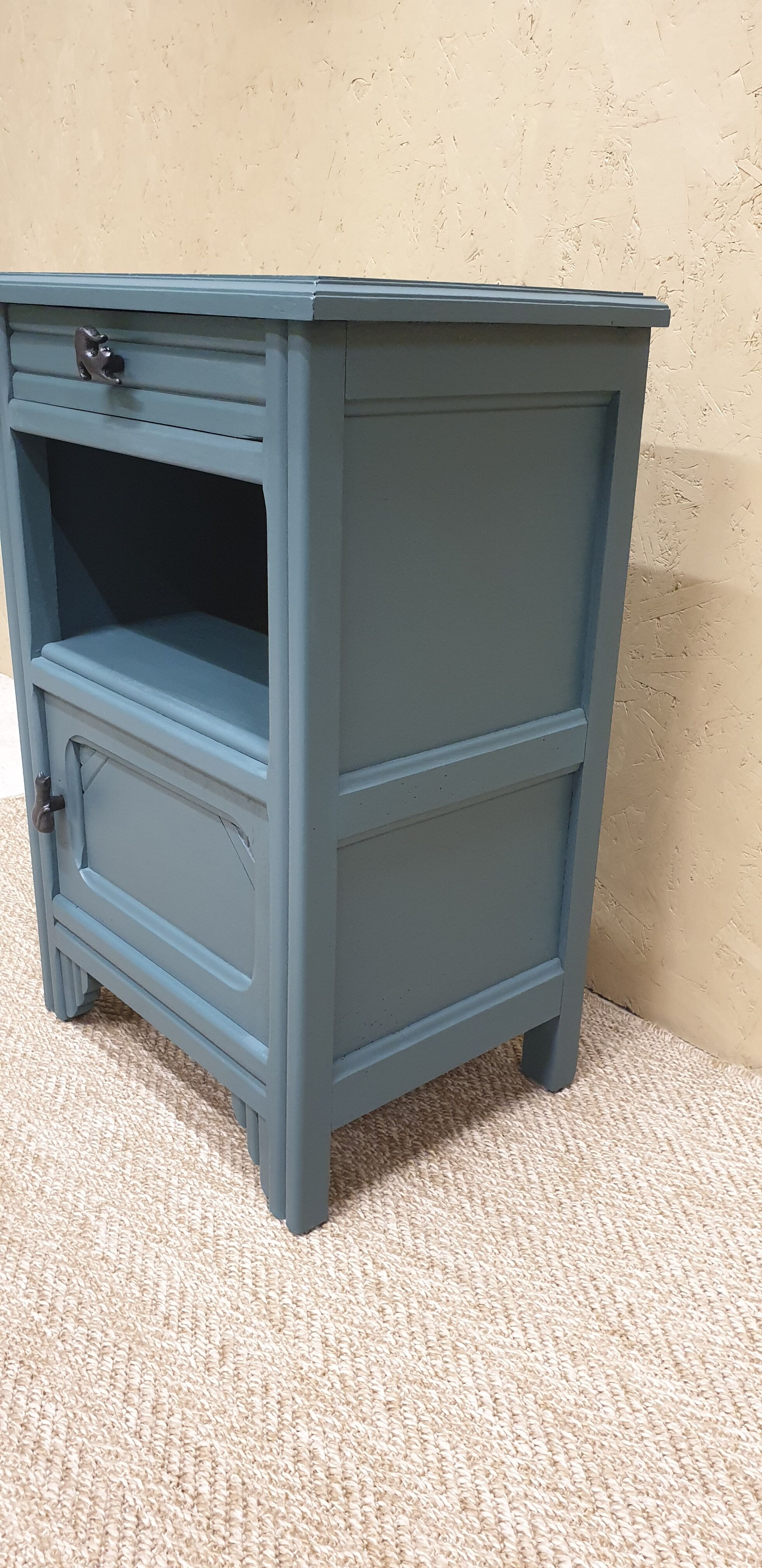 Art Deco side table
