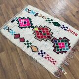 Berber wool rug decorated 200cm x 300cm