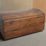Wooden storage chest/trunk