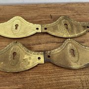 4 antique bronze/gilded brass lock plates Louis XV furniture Na