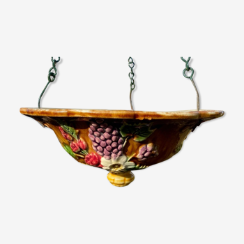 Drinking trough or floral cup in slurry