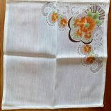 Vintage tablecloth and 6 napkins