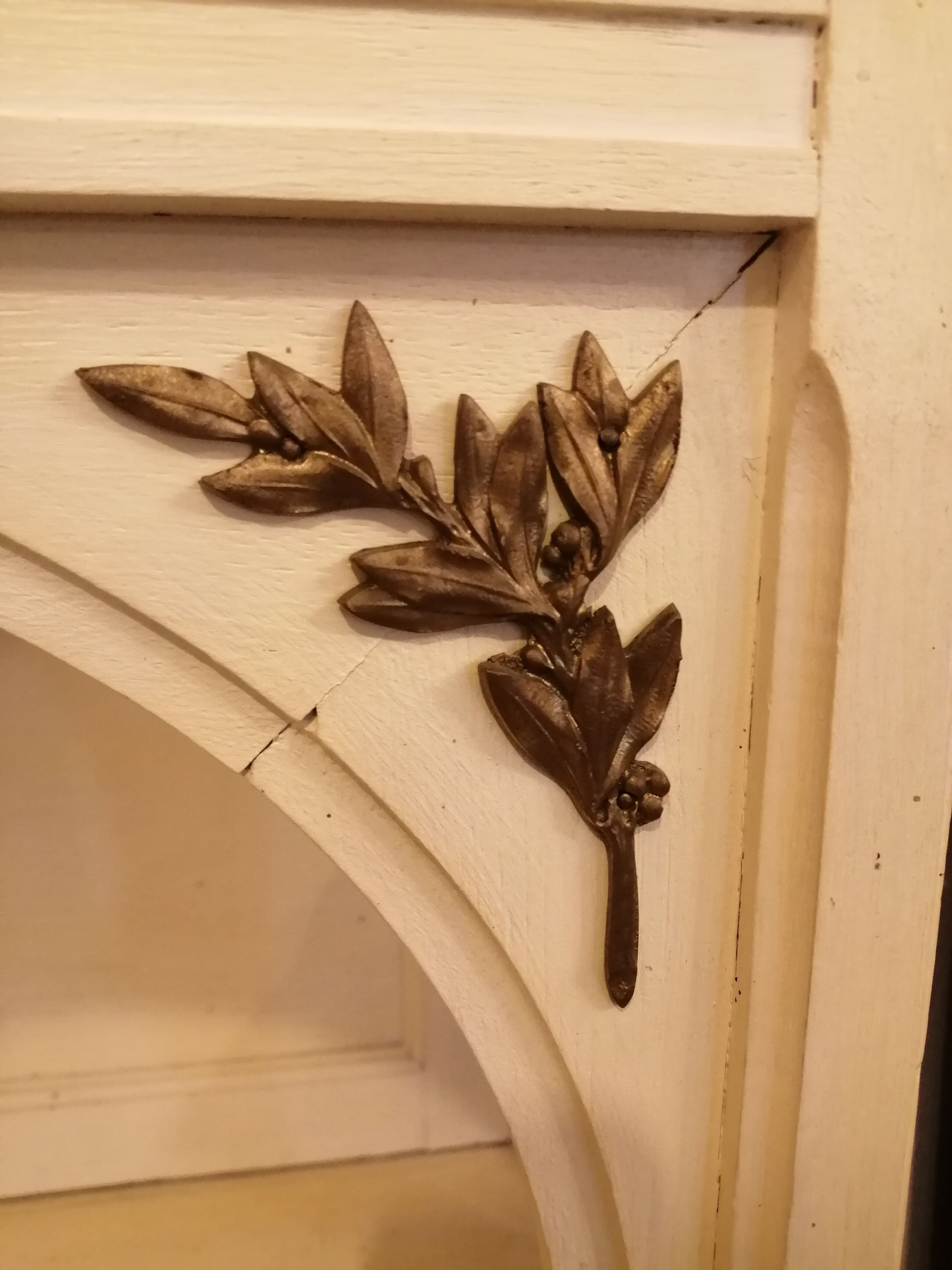 Two-body glass-body art nouveau style