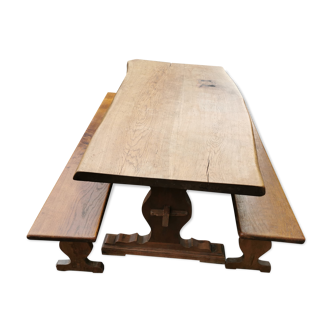 Table avec bancs