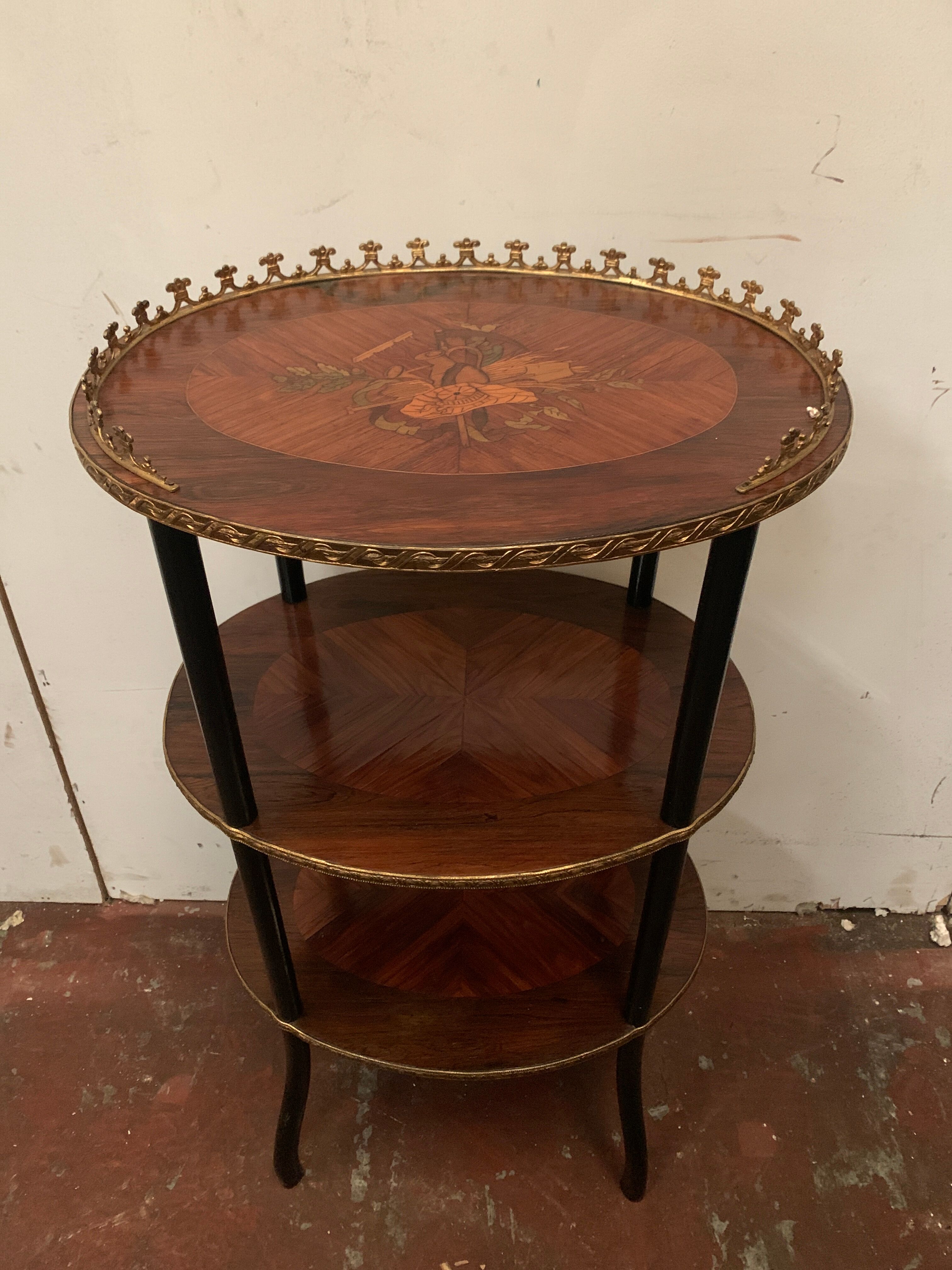 Saddle Napoleon III has three trays in marquetry XX century