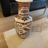 Vase balustre motifs paons/floraux style Imani signé y.p. Derevua"