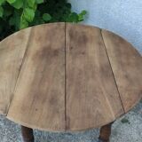Folding low round table