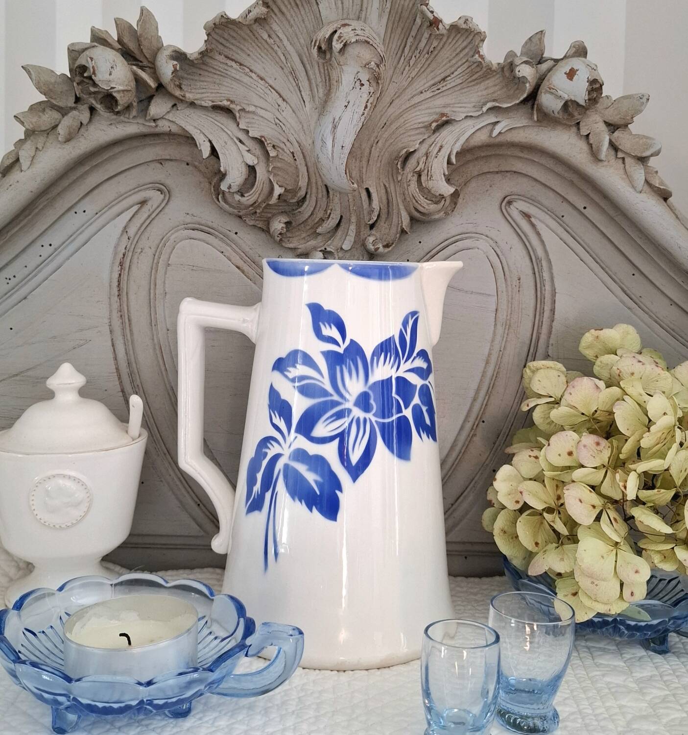 Pichet ancien en faïence Digoin