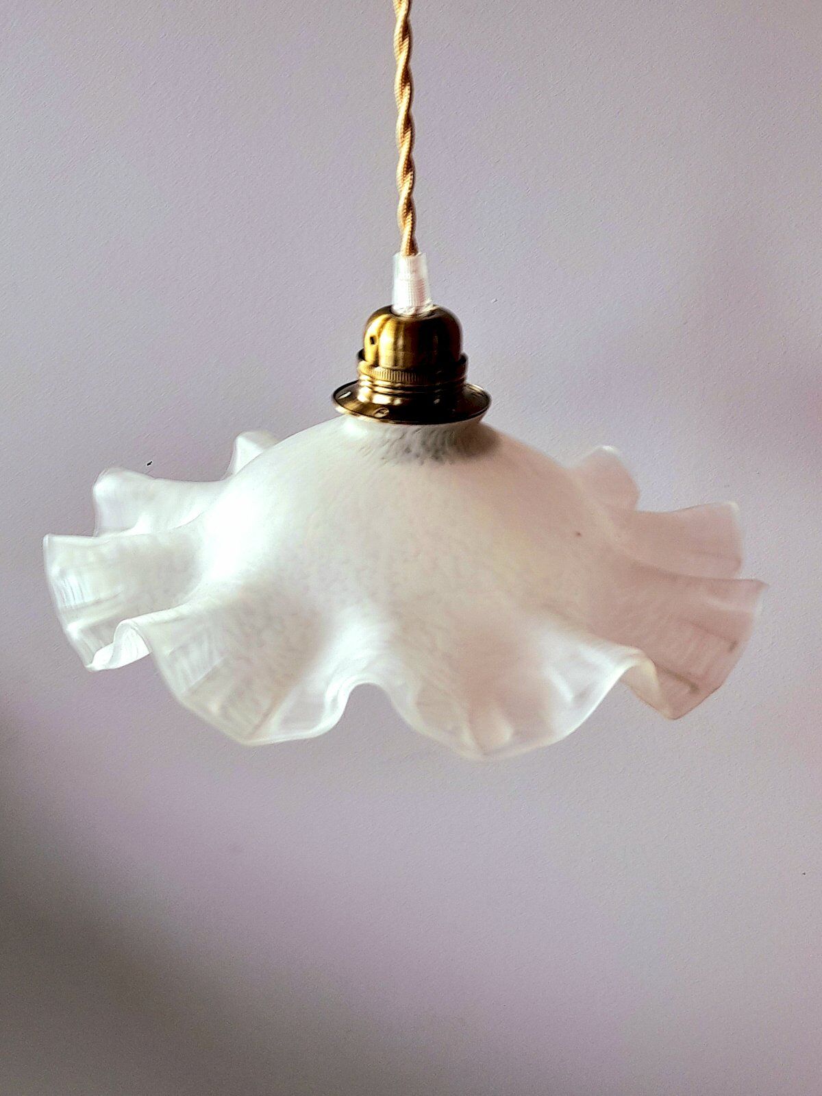 Spotted glass suspension from Clichy