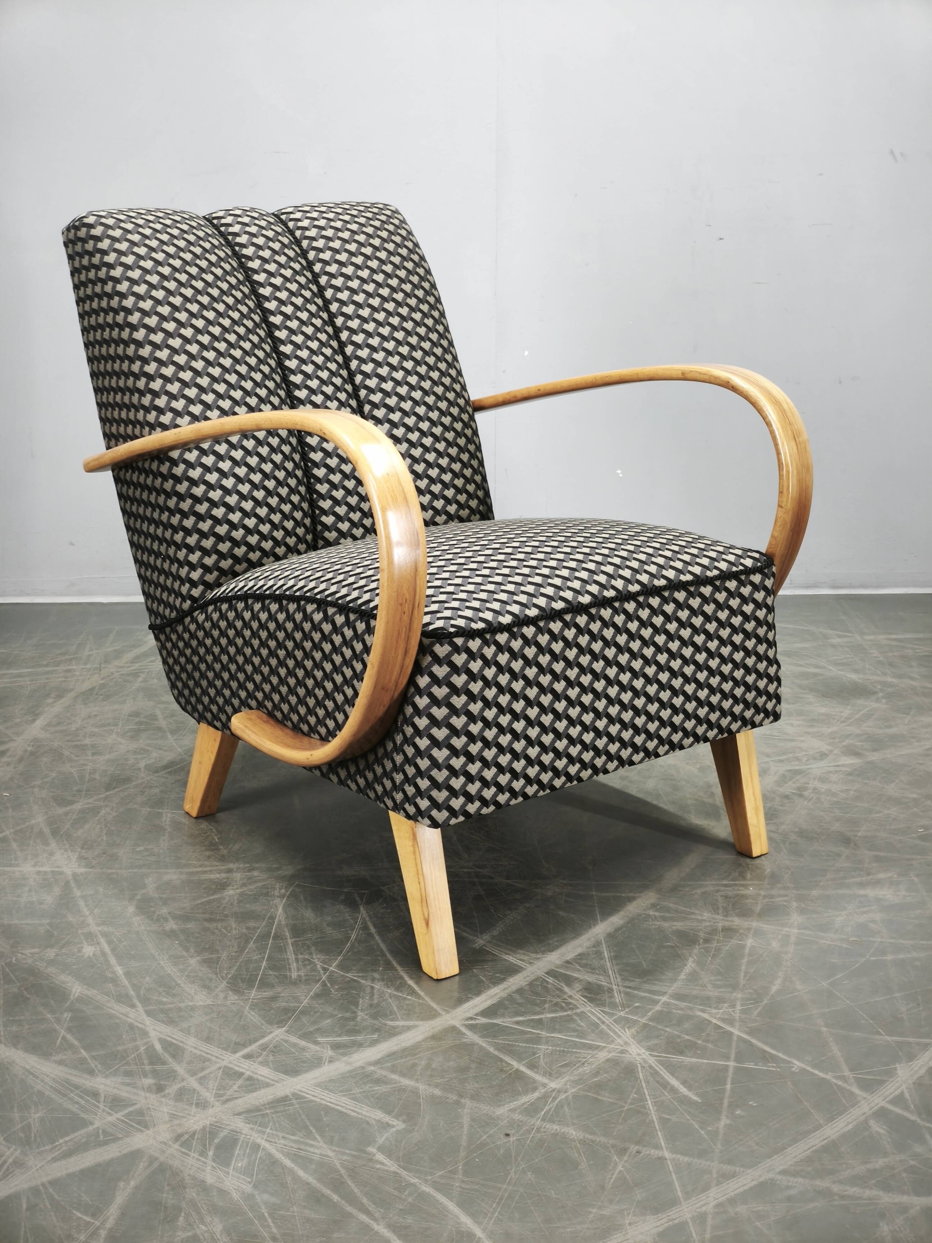 Art Deco Armchair by Jindrich Halabala, Czechoslovakia, 1940s