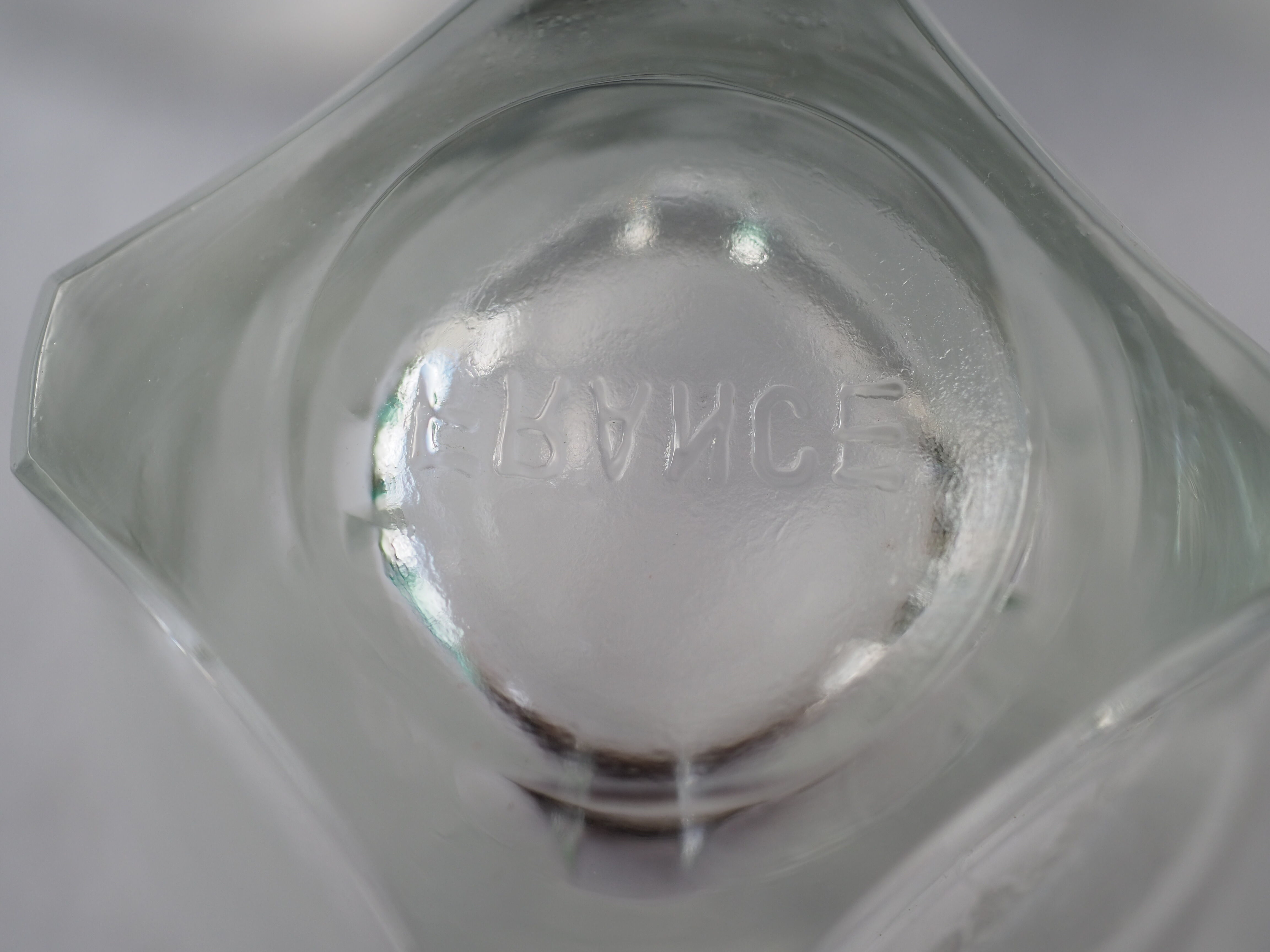 12 engraved liqueur glasses – from the 1960s-1970s