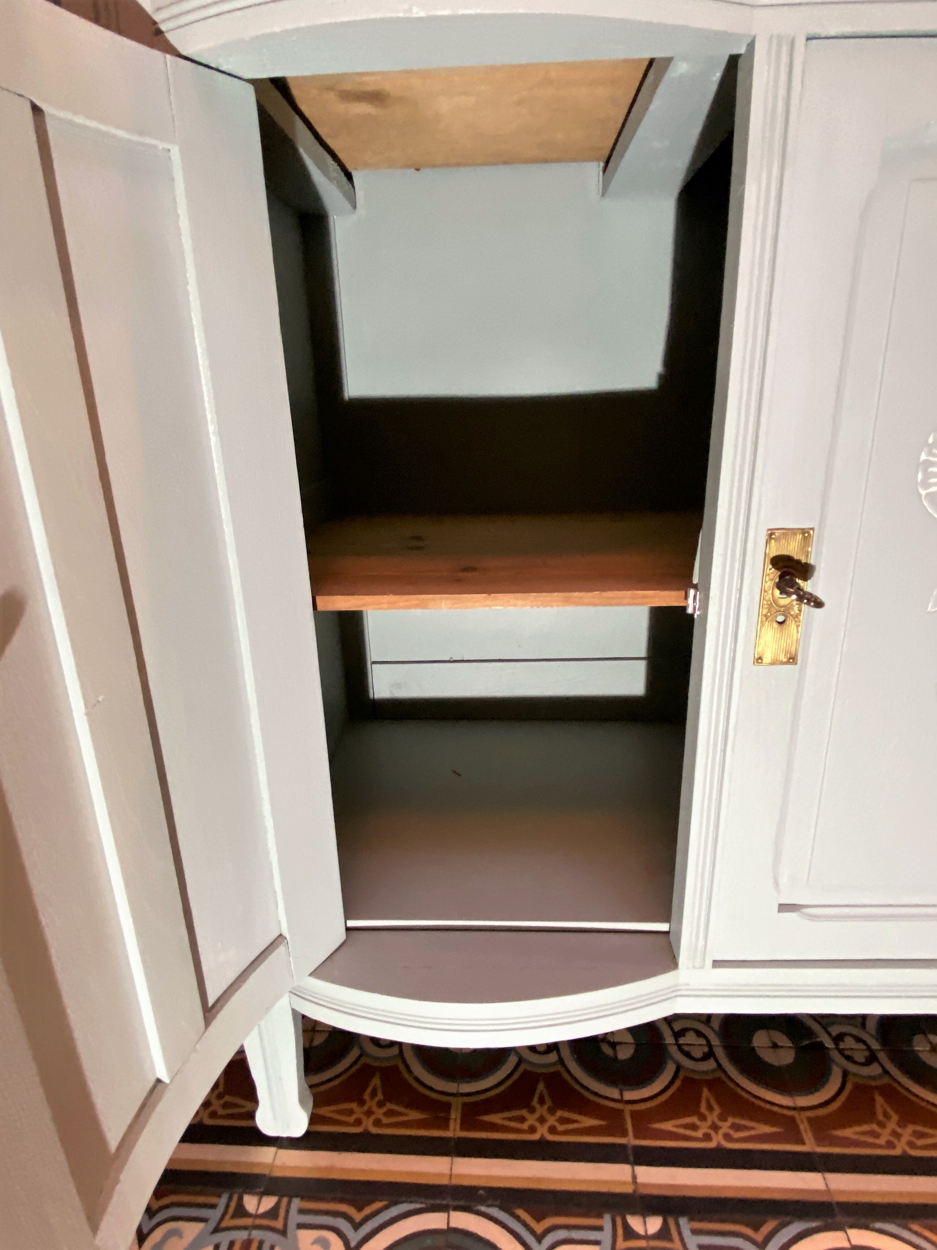 Two-body buffet cupboard