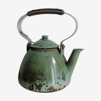 Metal teapot