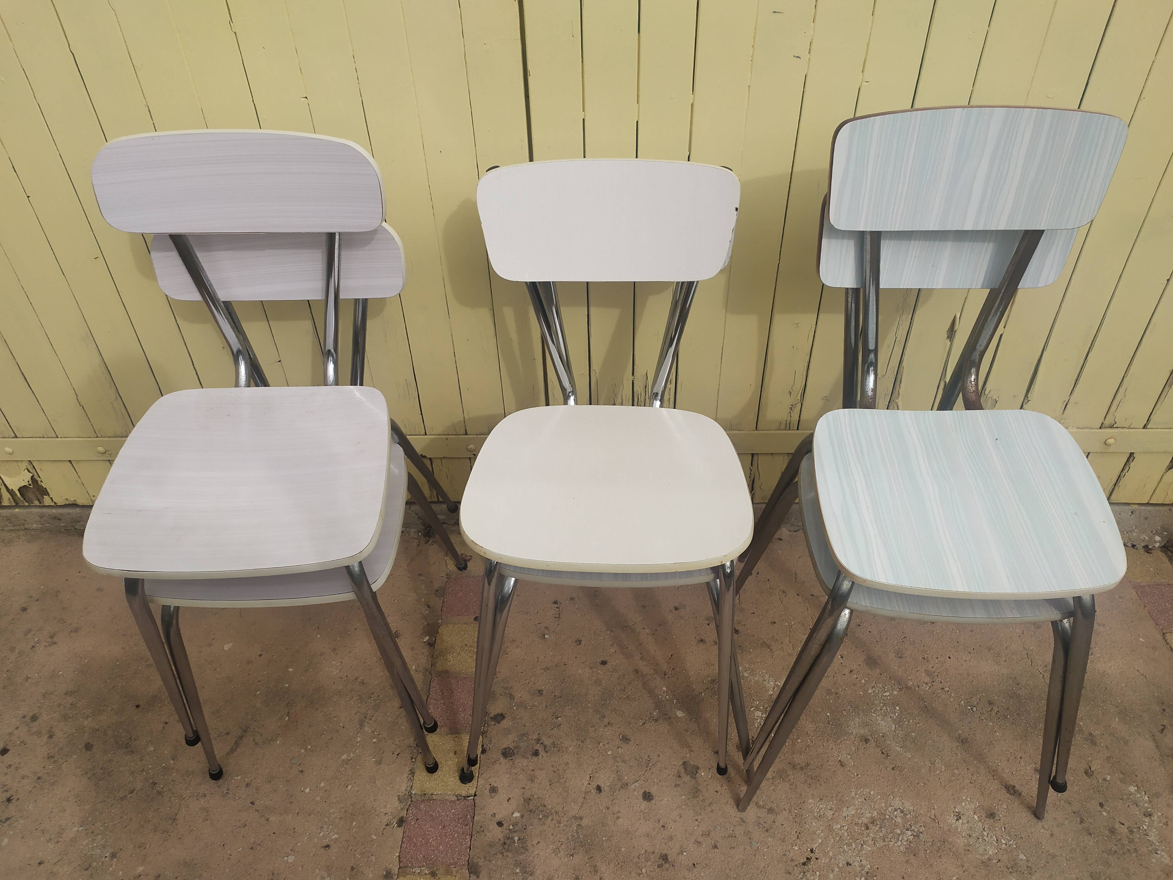 6 chaises en formica