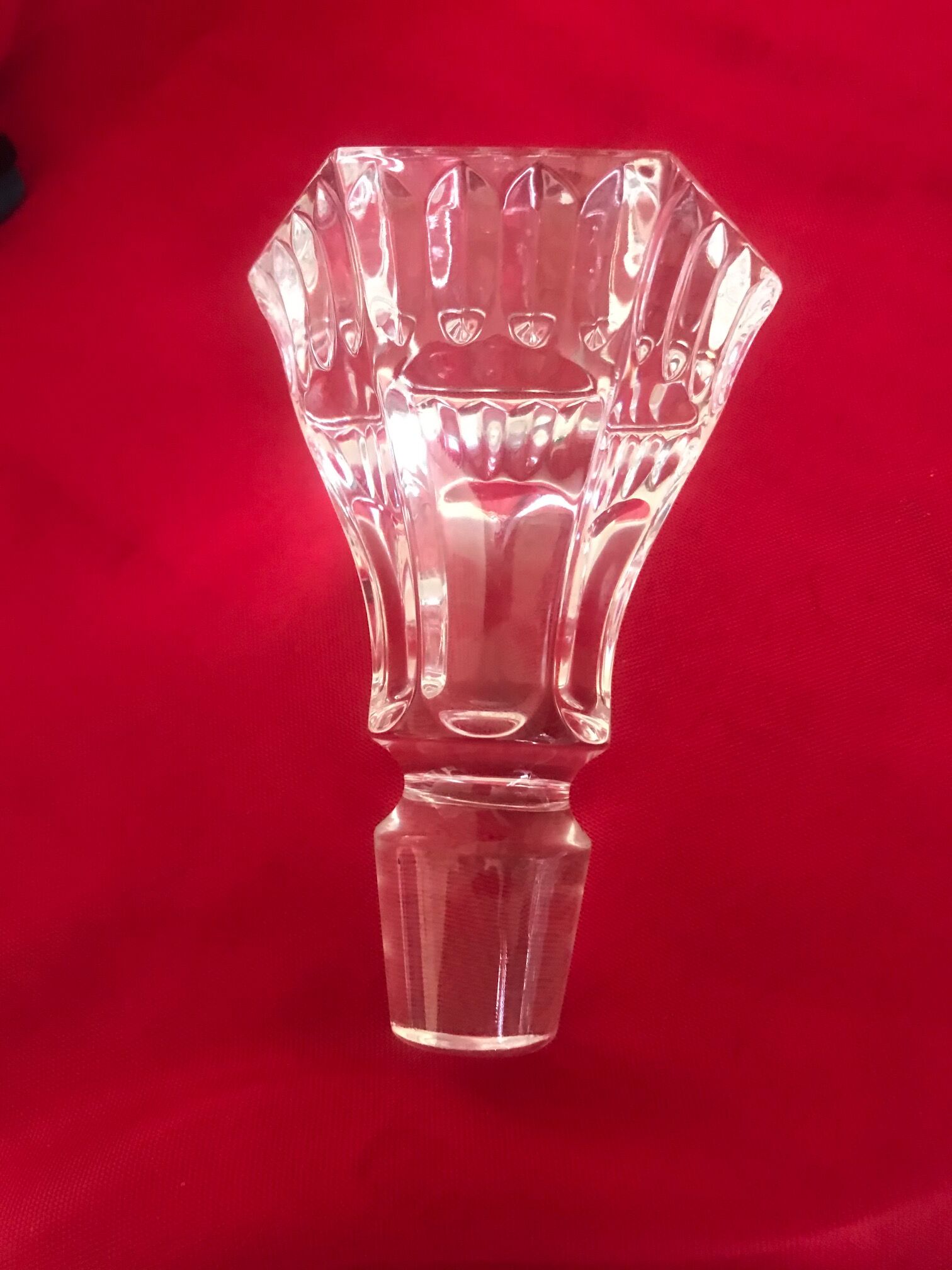 crystal decanter has decanter