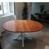 Round table