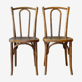 2 Bistro chairs WOCJIECHOW (Poland) 1920 wooden seats in relief