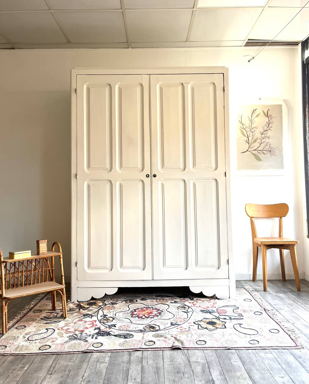 Parisian wardrobe made of solid wood