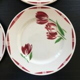 Set of 4 tulip-decorated plates