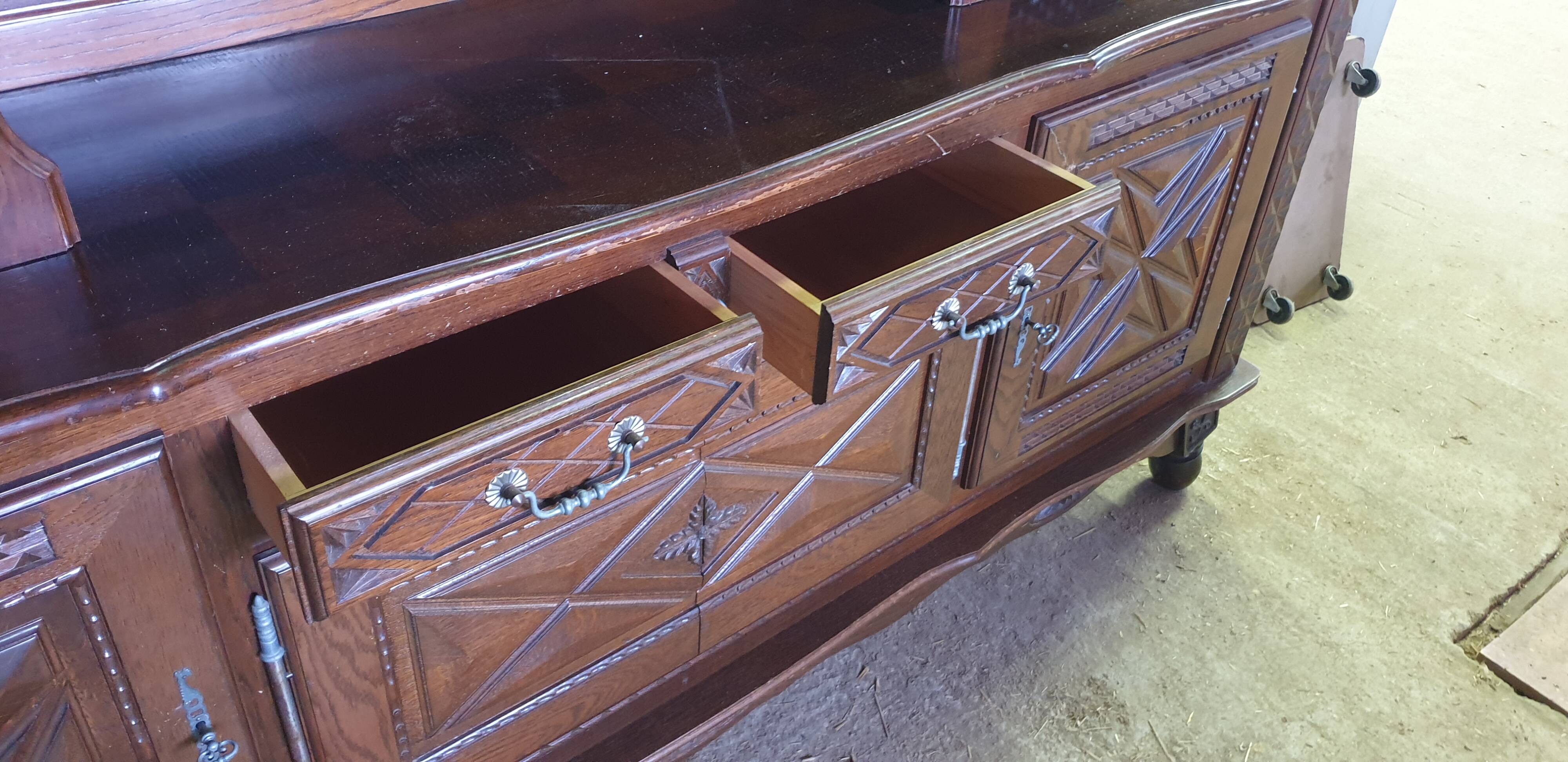 Imposing Basque furniture with regional crosses and original central door - 20th century