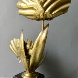 Golden metal flower lamp