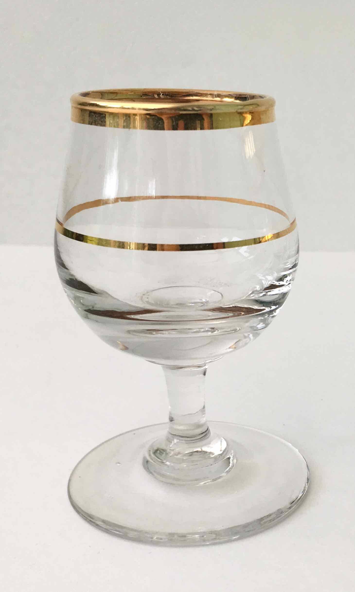 Set of 10 vintage alcohol glasses