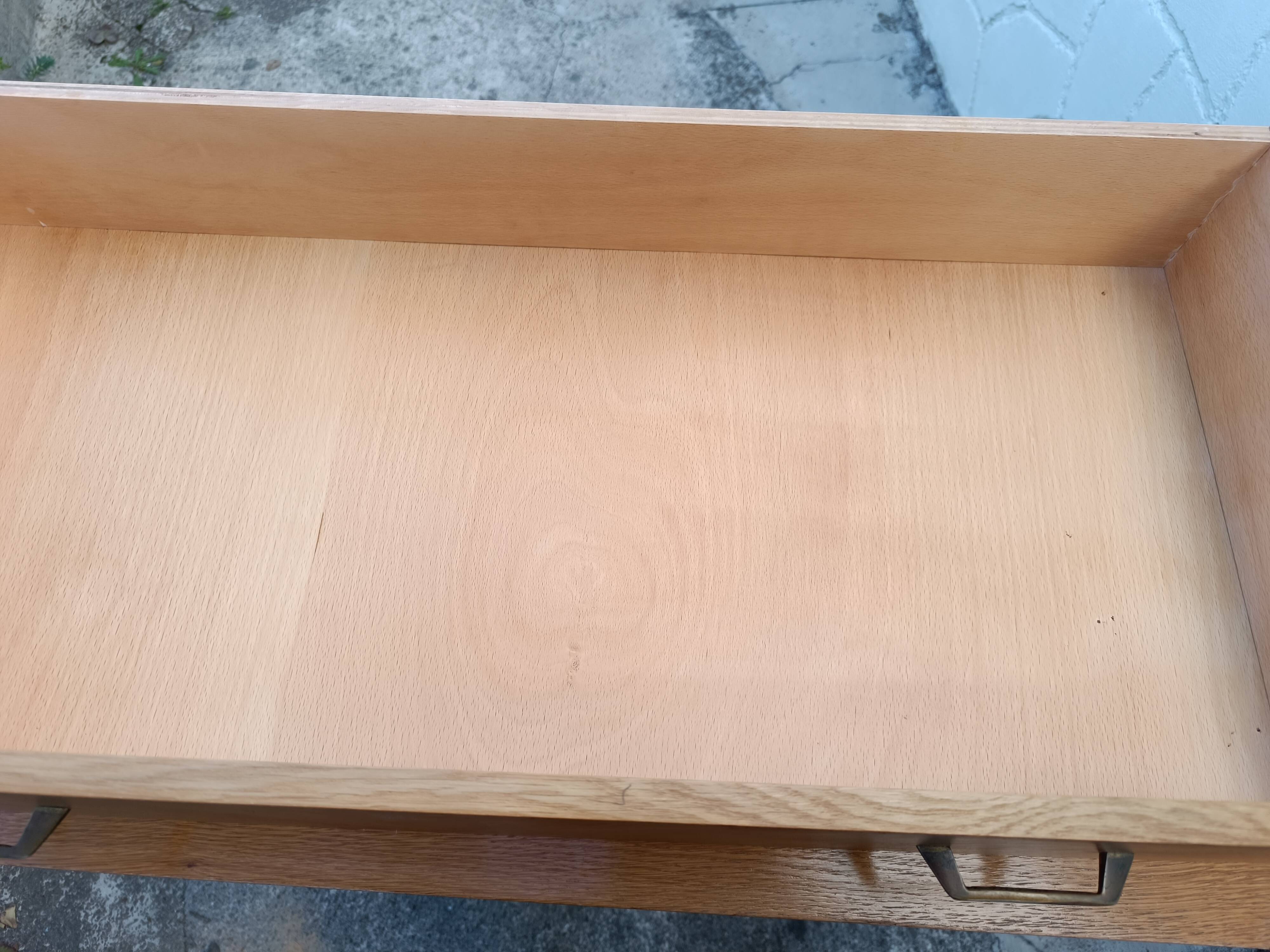 Vintage chest of drawers