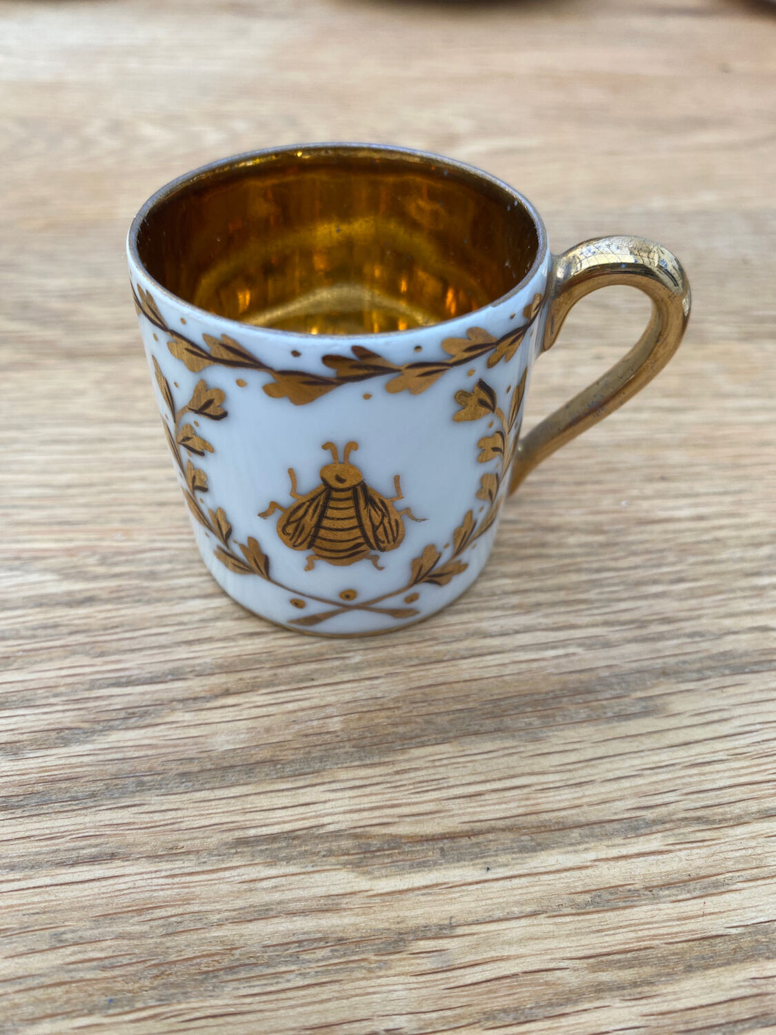 Porcelain cup