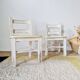 Paire de chaises enfant vintage – Bois patiné blanc