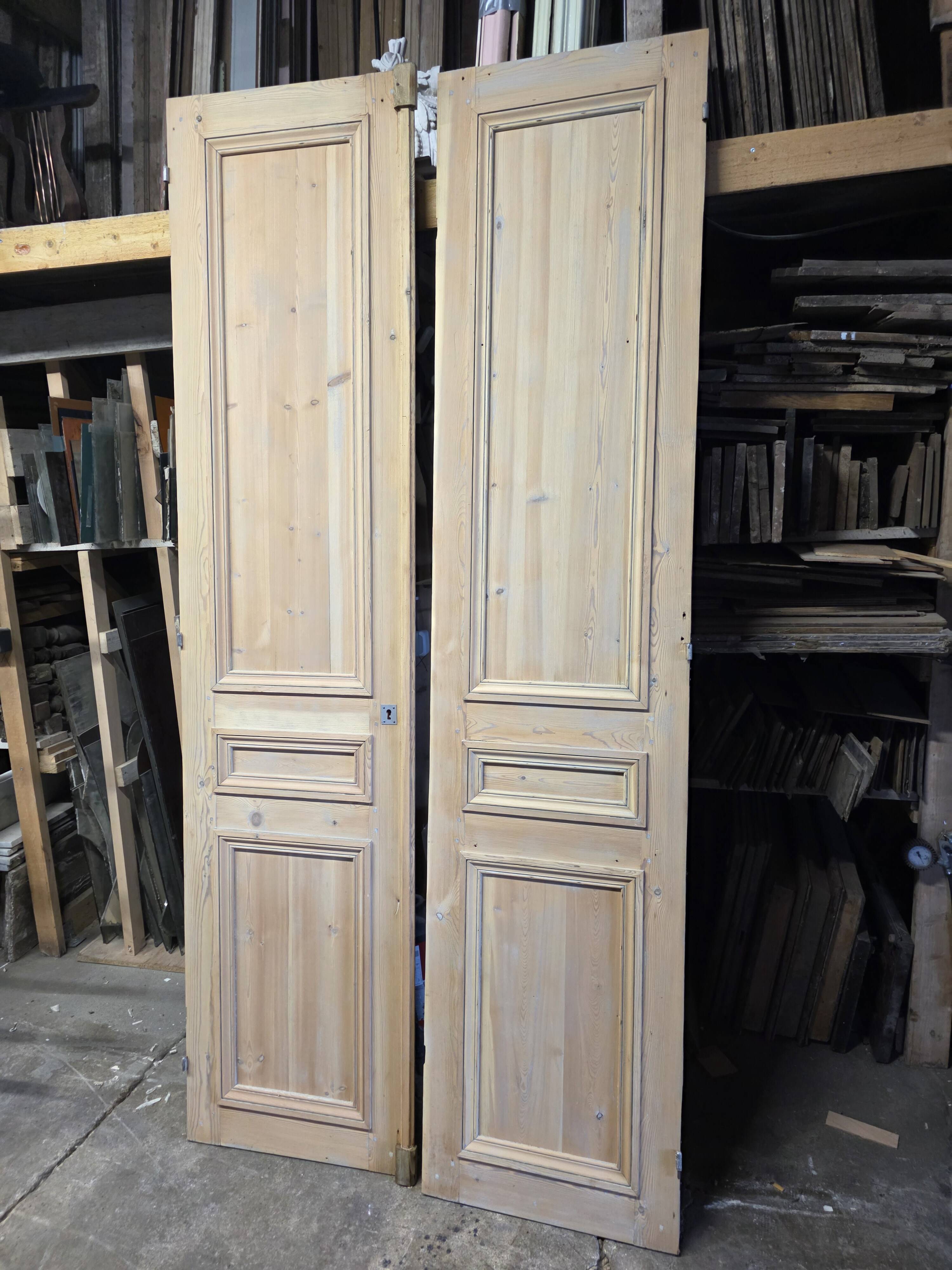 Pair of pine doors from the 19th century.