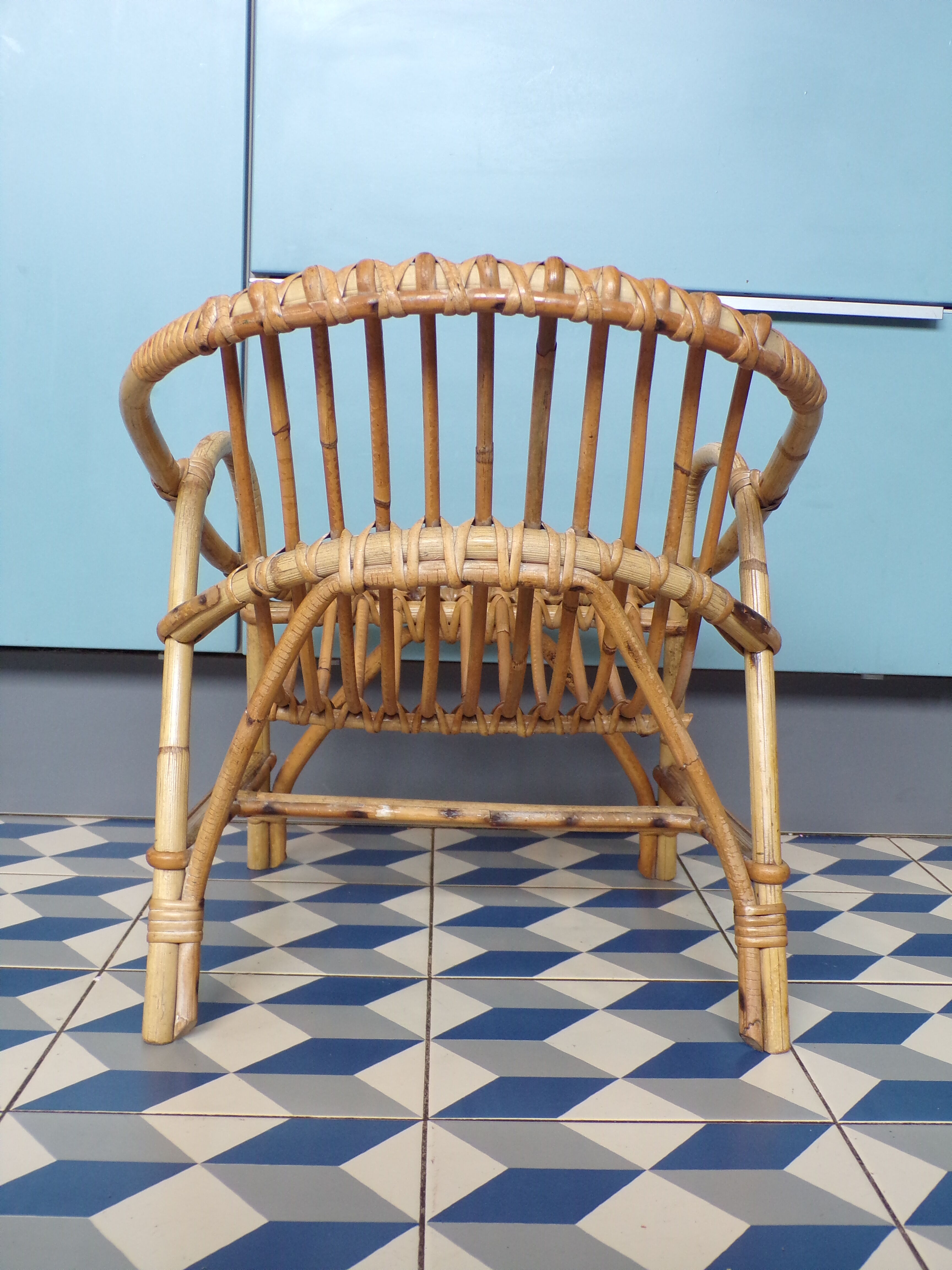 Rattan children's basket chair