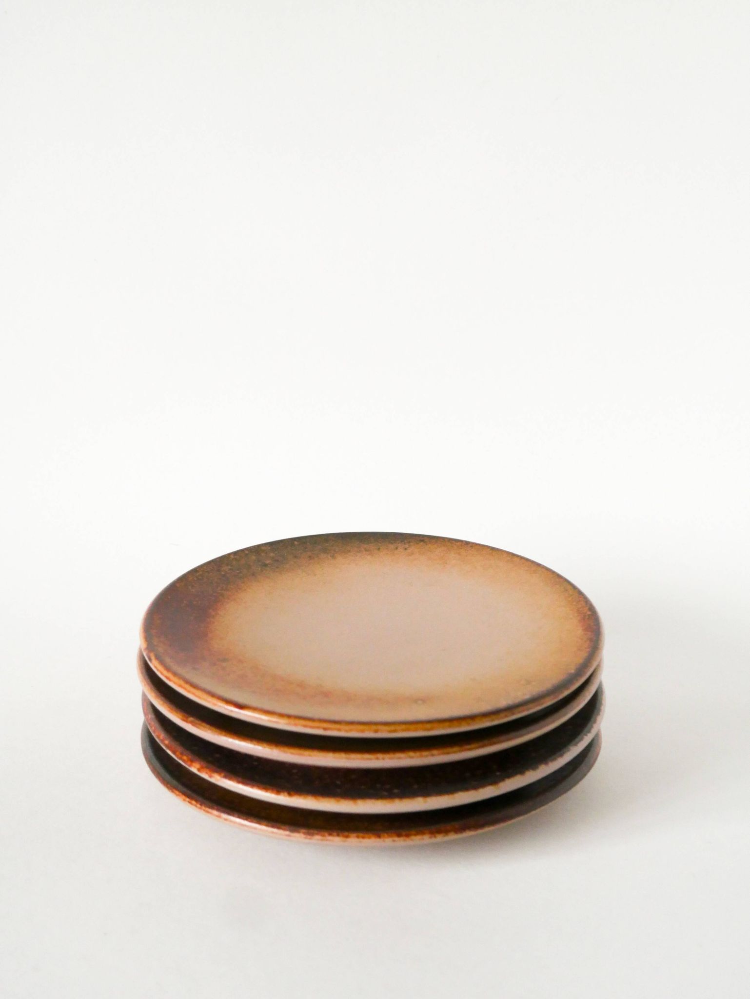 Set of 4 stoneware dessert plates, Design, 1970