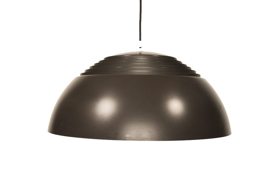 Arne Jacobsen for Louis Poulsen AJ Royal suspension