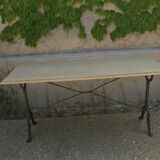 Bistro table