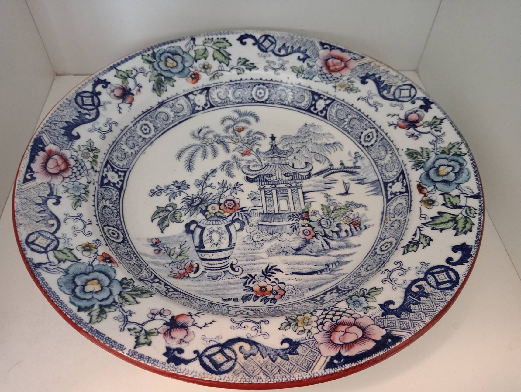 Deep dish Creil and Montereau