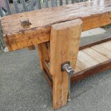 Carpenter's workbench