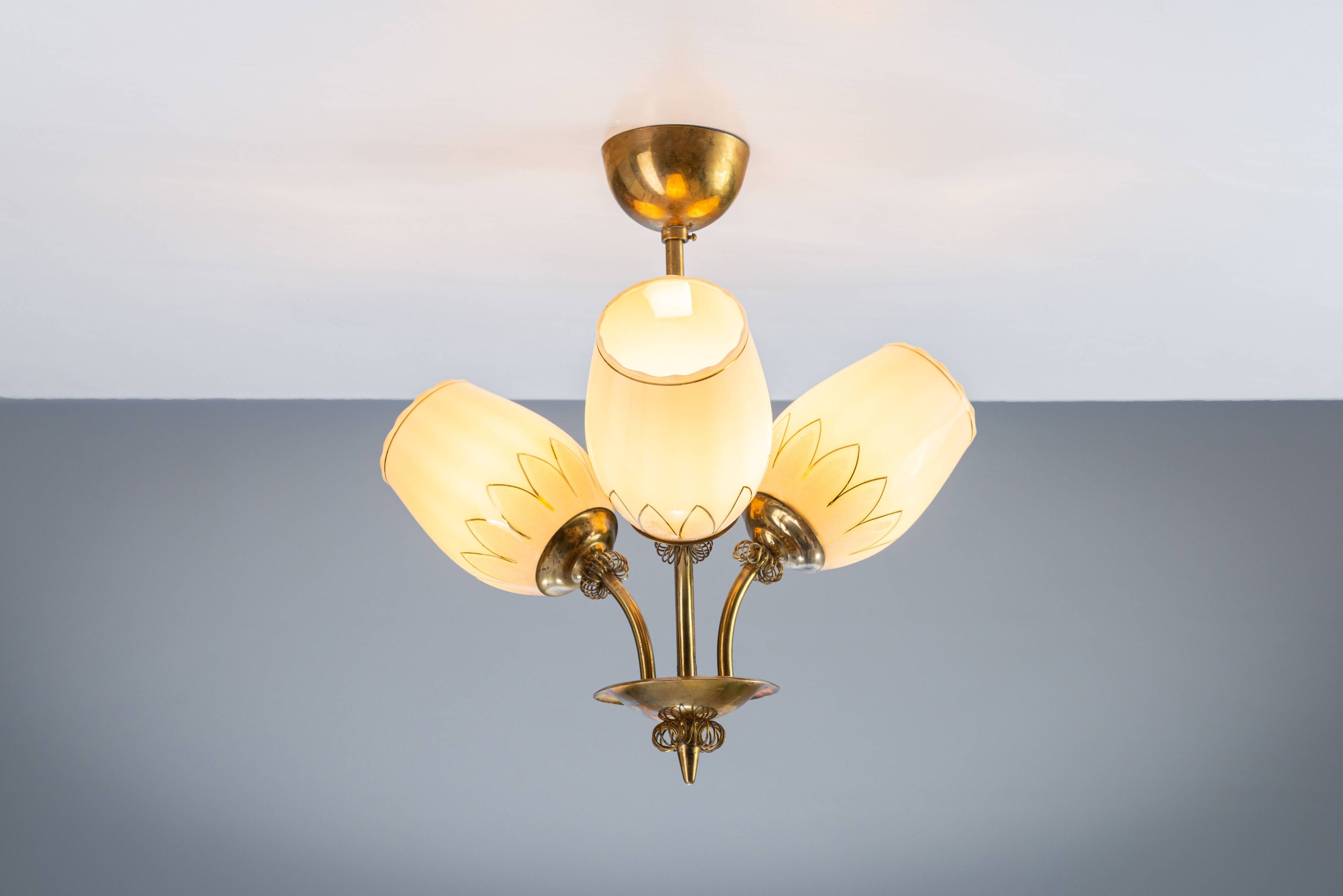 Itsu ER 1503/3 decorated chandelier with three shades, Finland, 1940s