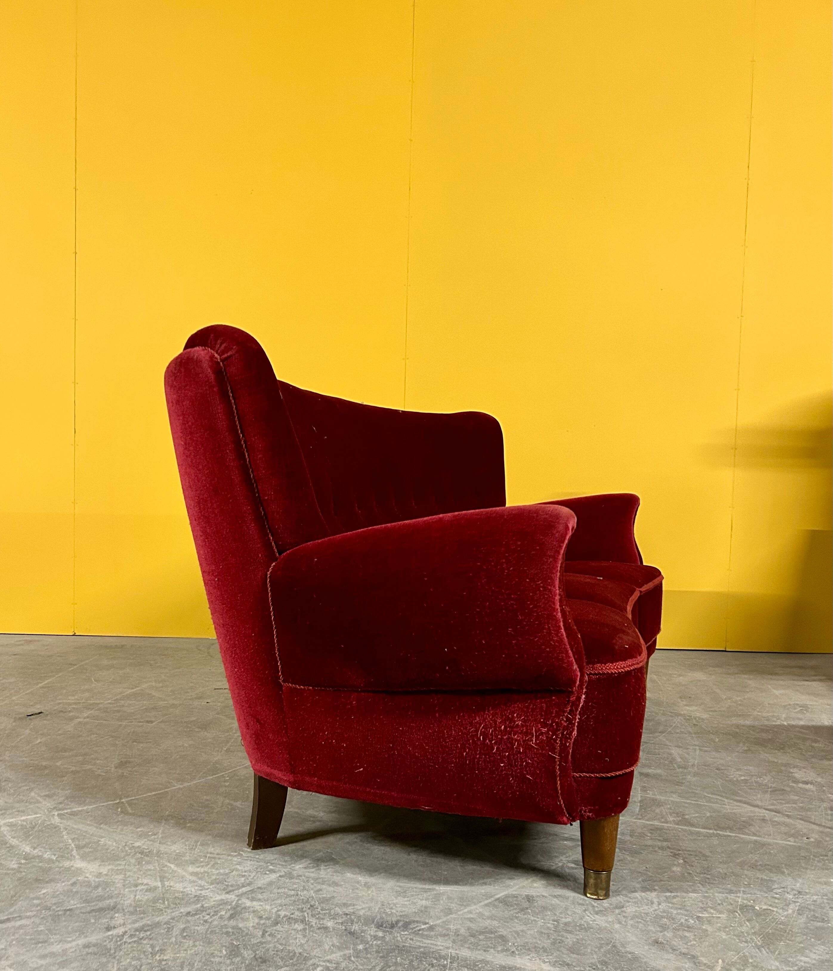 Danish 3 seater velvet curved sofa 1940s