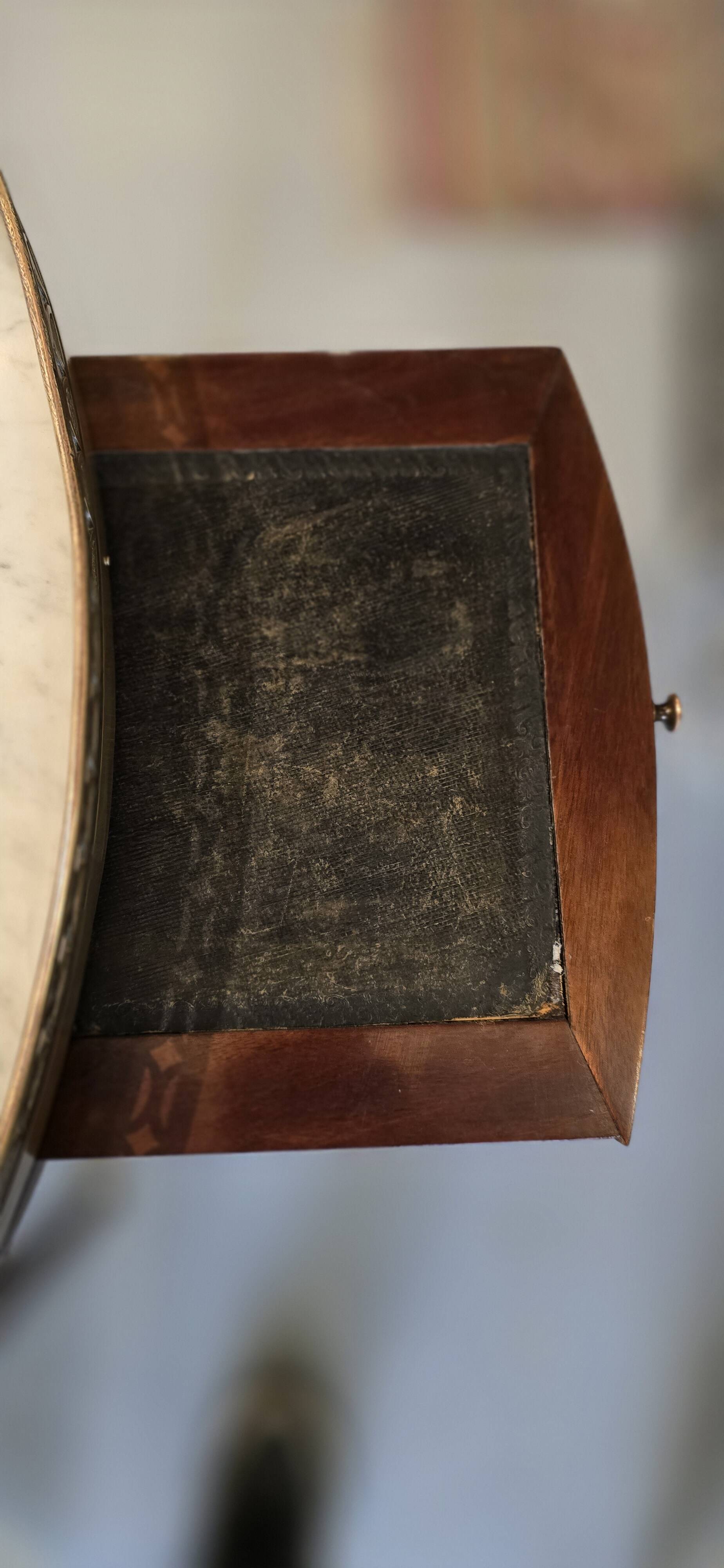 Louis XVI style bouillotte table in mahogany from the early 20th century