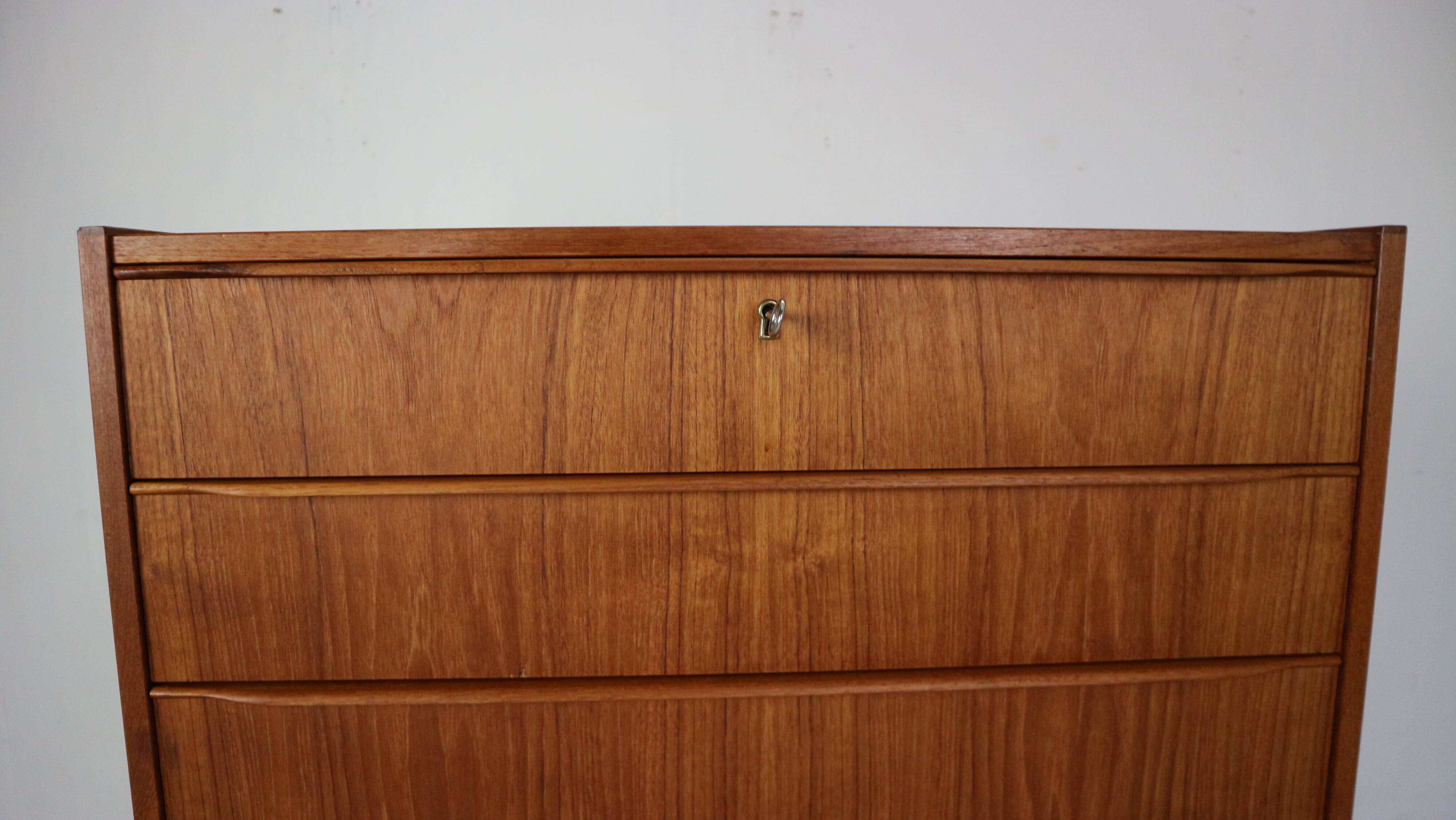 Mid-Century Modern Danish Chest of Eight Drawers, Tallboy in Teak, Denmark, 1960