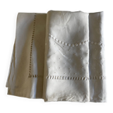 Linen thread sheet embroidered with polka dots without monogram 1950