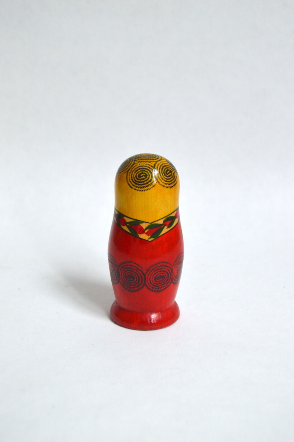 4 vintage matryoshkas