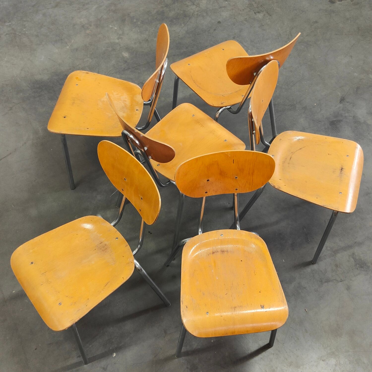 Lot de 6 chaises type ecole chrome et bois 1970