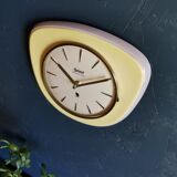 Vintage ceramic clock silent wall clock "Golden yellow guarantor"