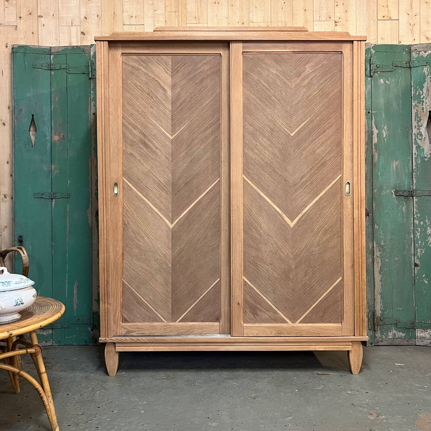 Vintage sliding wardrobe in raw oak