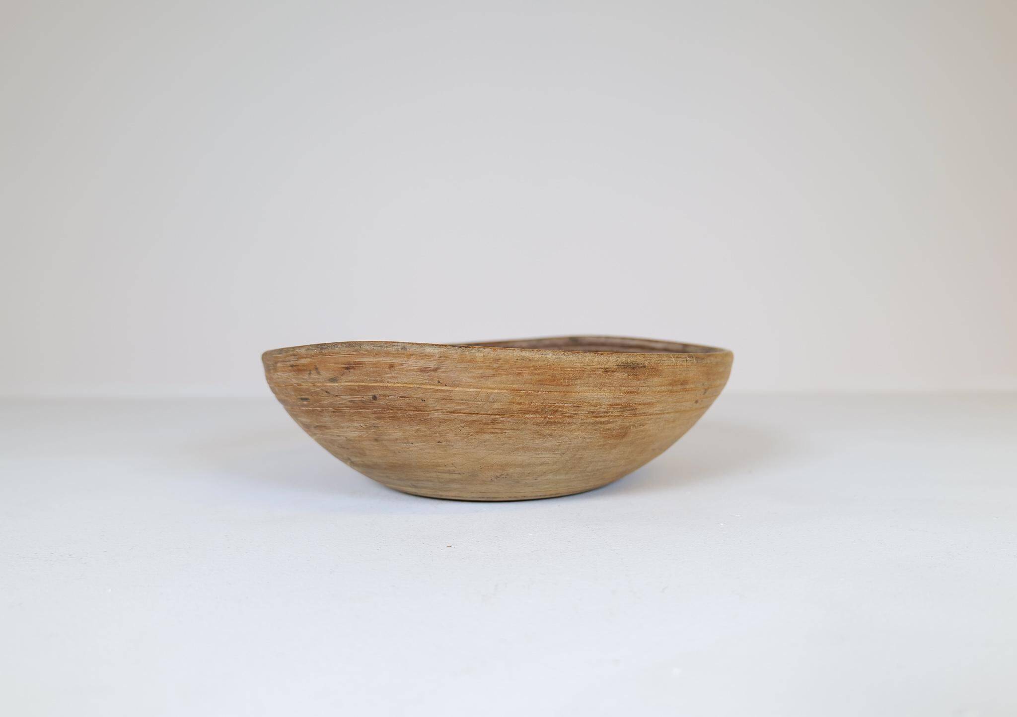 Swedish folk art, unique 19th-century farmer's bowl.