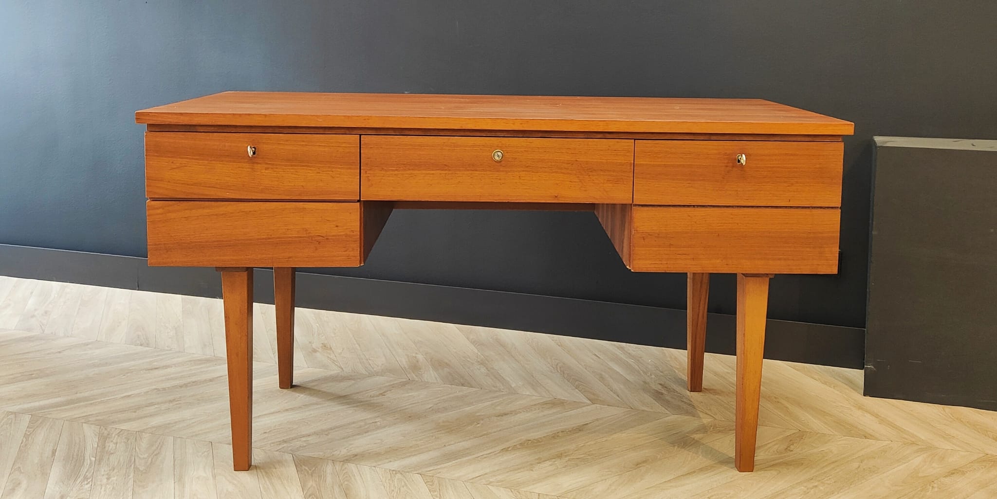 Mid century bureau | vintage
