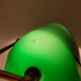 Banker's lamp or chain notary